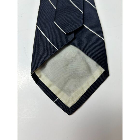 Brooks Brothers Navy with White Pinstripe 100% Silk Classic Tie - Picture 6 of 8